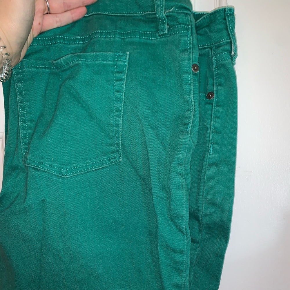 Size 16 old navy green straight leg/skinny jeans